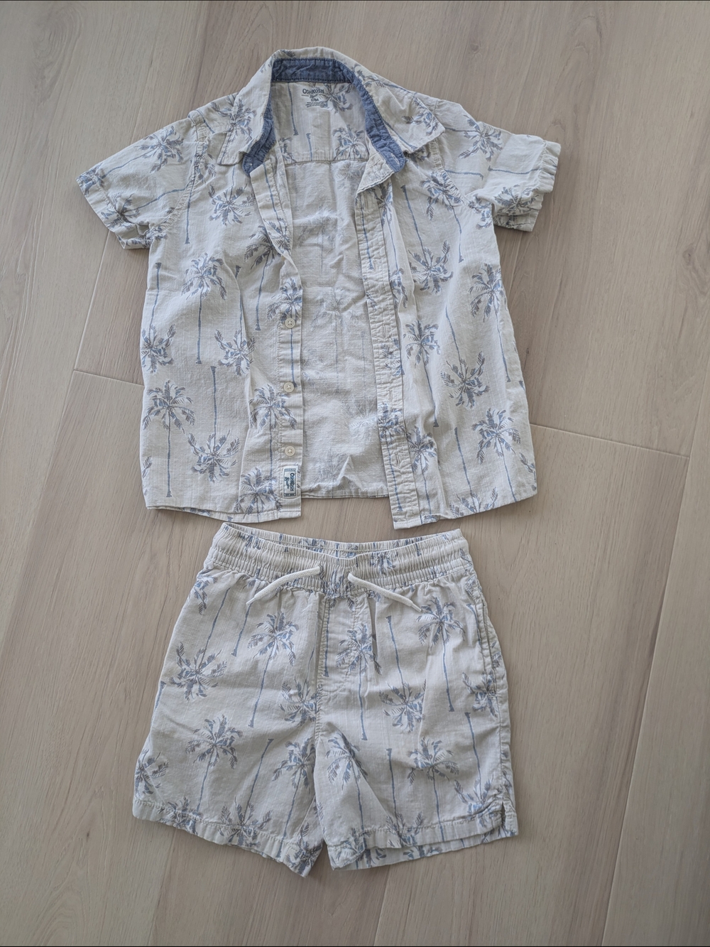 OshKosh B'gosh Light Blue Palm Print Short Set